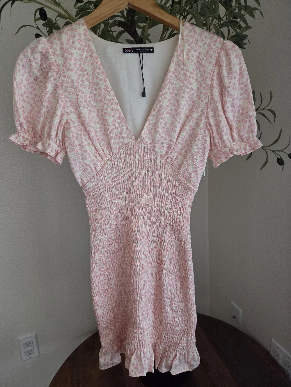 Pink Puff-Sleeve Smocked Women's Top